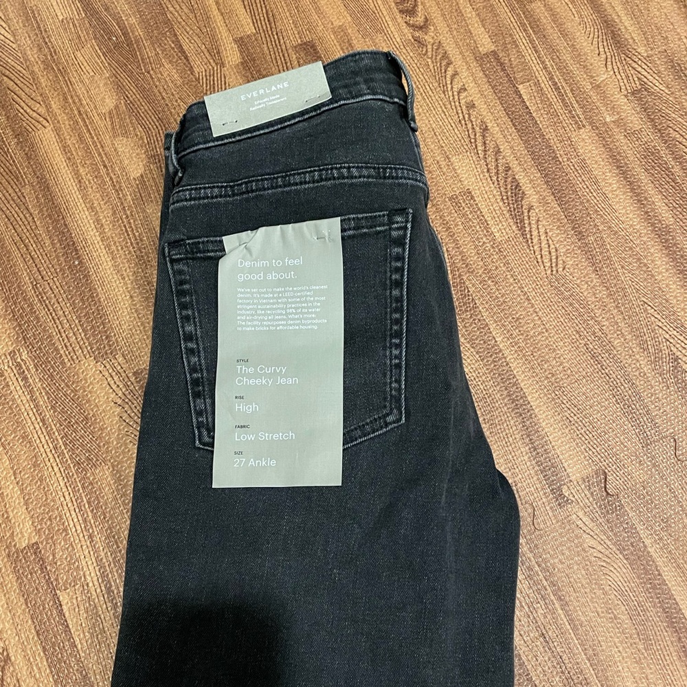 Wverlane The Curvy Cheeky Jean